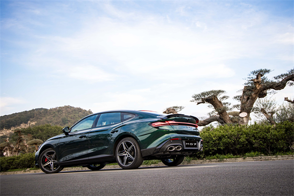 B级运动轿车新标杆来了，MG7 2025款智能登场，限时一口价11.29万元起